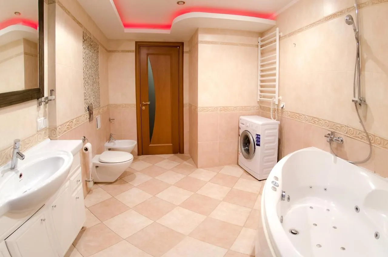 Apartamento Hotrent Deluxe Arena City Kiev