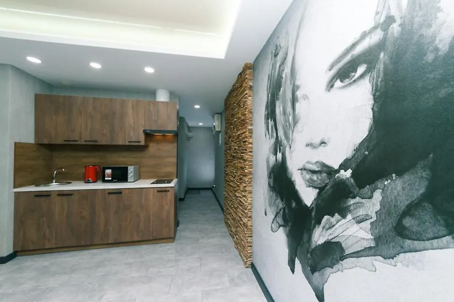 Апартаменты Hotrent Deluxe Arena City Киев